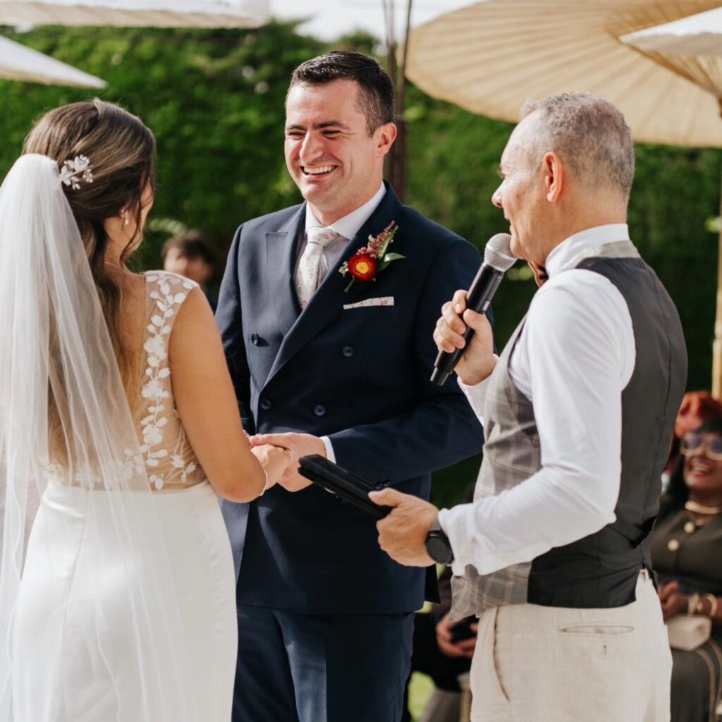 ceremonia civil con maestro de ceremonias para bodas AC Bodas